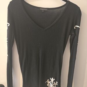 Chic Black V-Neck Long Sleeve Blouse by